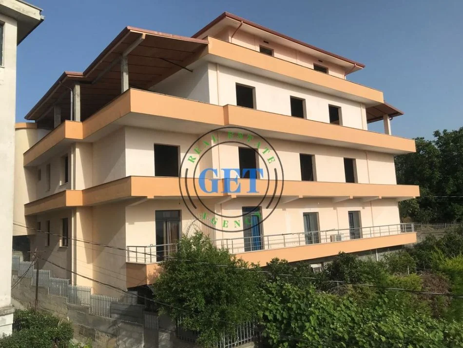 Durres, shitet 3 Katshe , 941 m² 