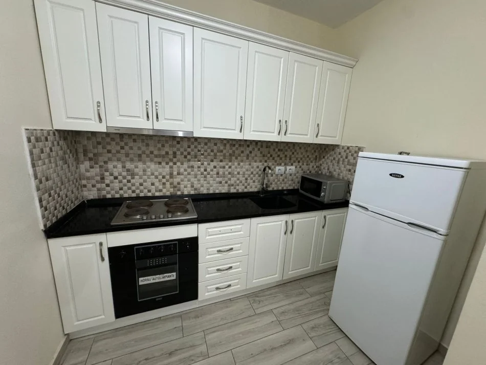 Durres, shitet apartament 2+1 Kati 3, (Plazh,Durres)