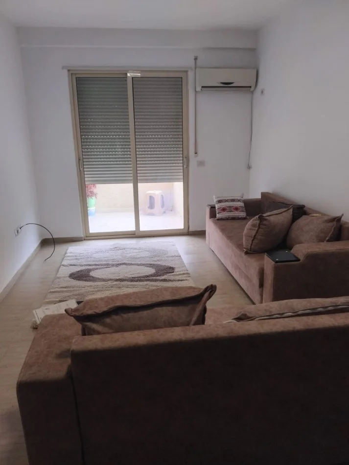 Tirane, jepet me qera apartament 1+1+Aneks Kati 4, 66 m² 330 € (FRESKU)