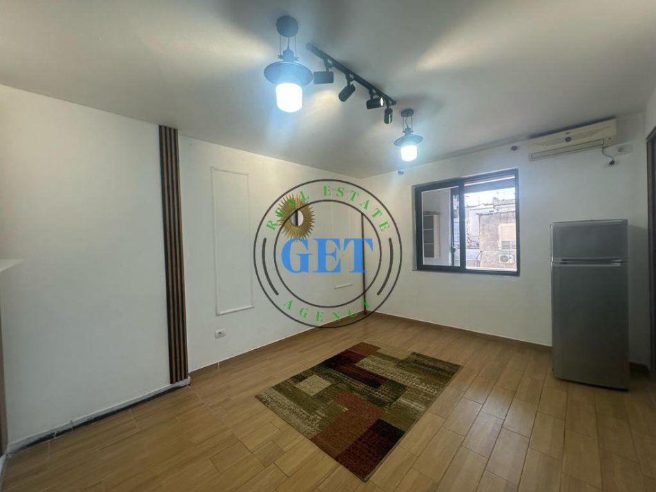 Durres, shitet apartament 1+1+Ballkon Kati 2, 59 m² 78.000 € (Zjarrfiksja)