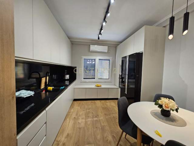Tirane, jap me qera apartament 2+1 Kati 2, 73 m² 600 Euro (rruga don bosko)