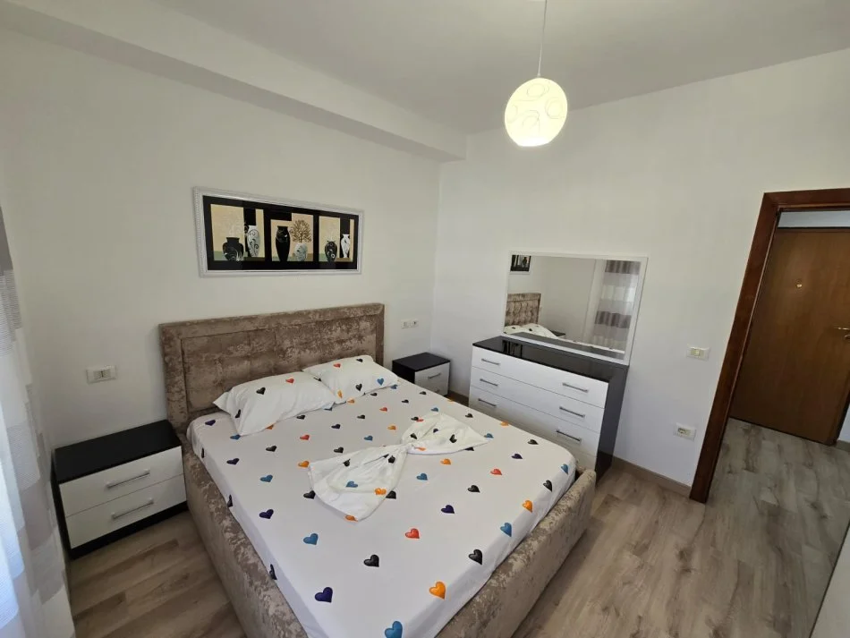 Durres, shitet apartament 1+1+Ballkon Kati 9, 75 m² 97.000 € 