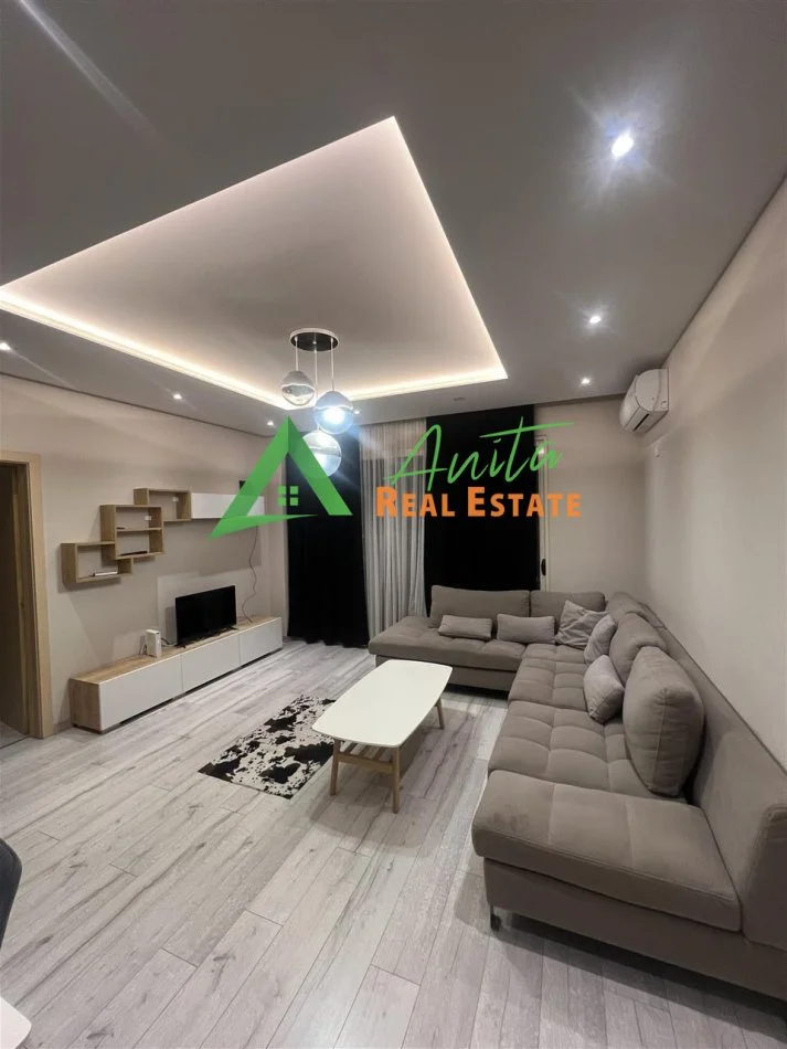 Tirane, jepet me qera apartament 2+1+Ballkon Kati 4, 103 m², 50 000 Leke (Astir)
