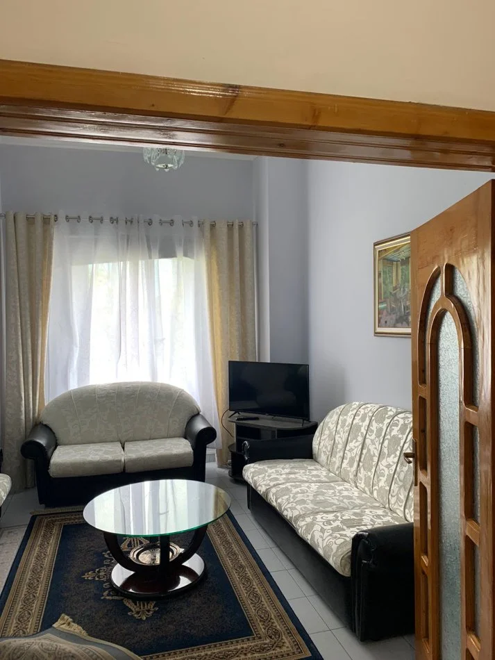 Tirane, jepet me qera apartament 2+1 Kati 3, 80 m² 550 € 