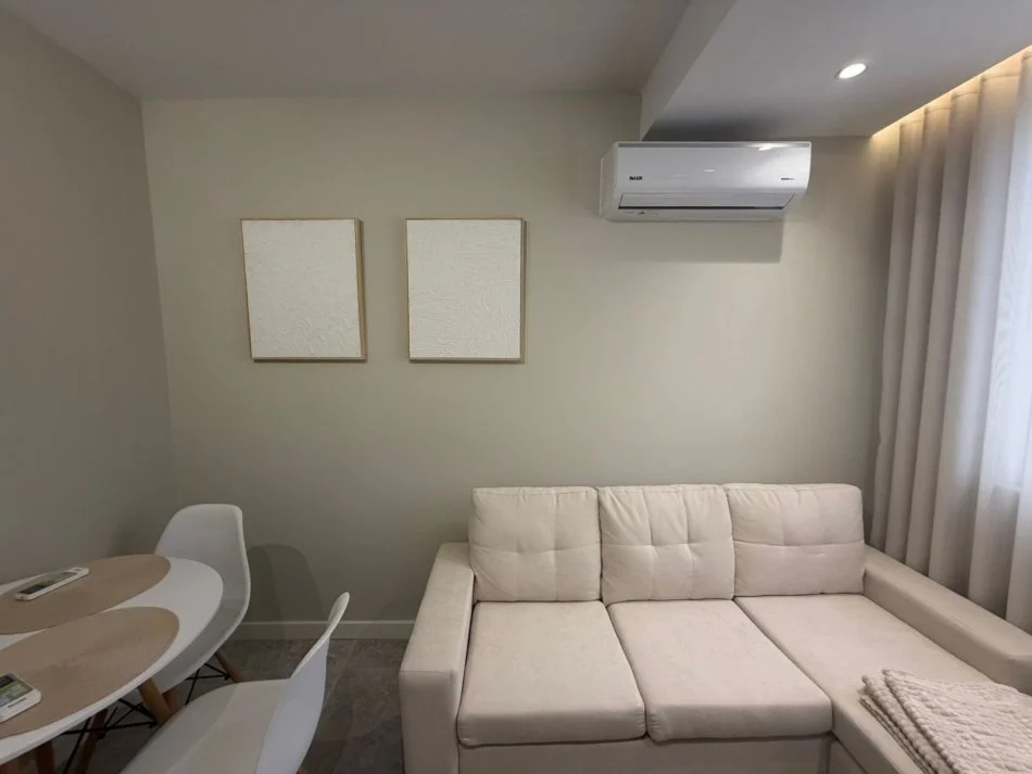 Tirane, shitet apartament 1+1 Kati 5, 65 m² 200.000 € 