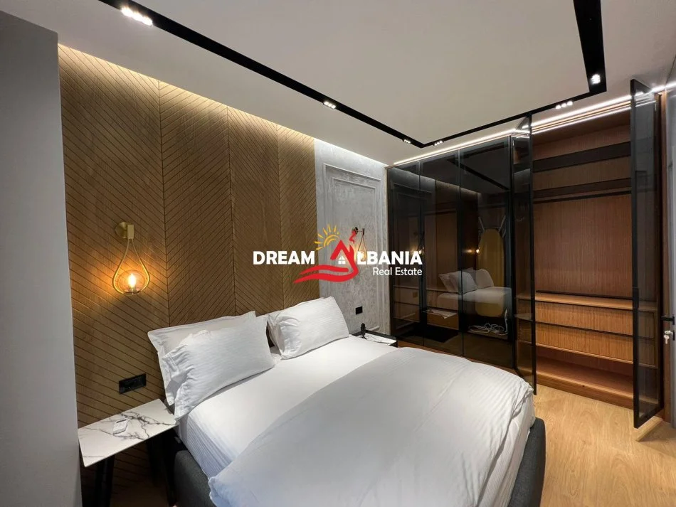 Tirane, jepet me qera apartament 2+1 Kati 6, 95 m² 1.650 € (Qender)