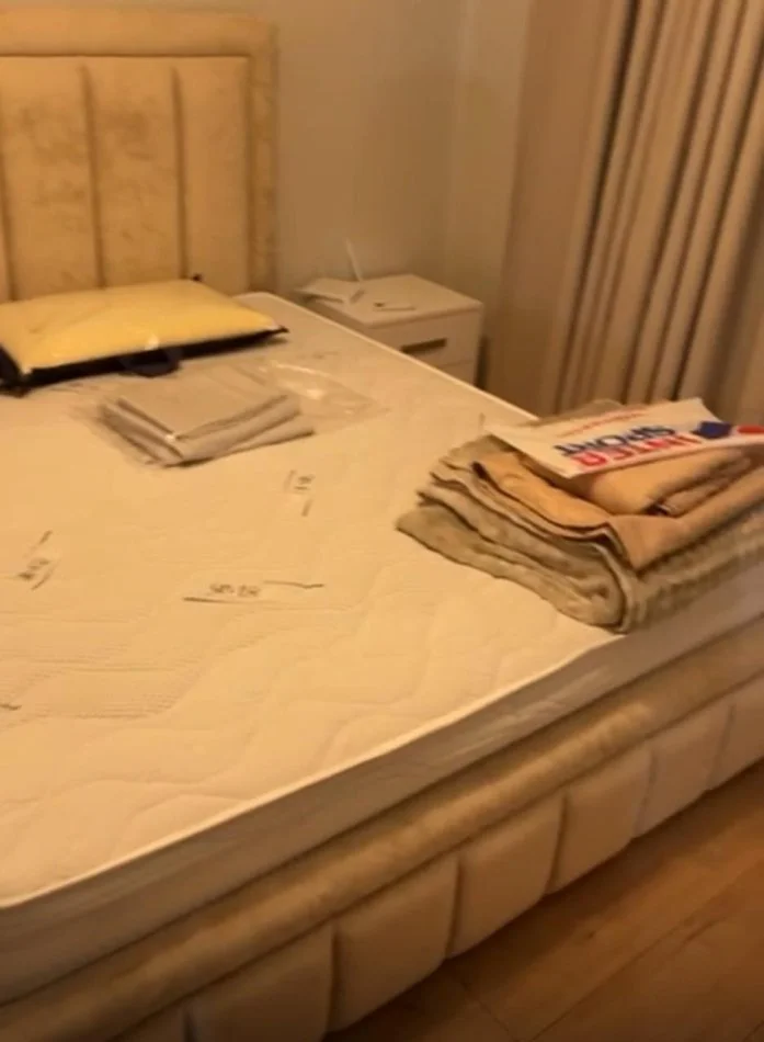 Tirane, jepet me qera apartament 1+1 , 700 € 