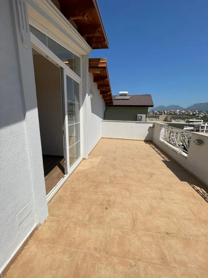 Tirane, shitet Vile 3 Katshe , 669 m² 850.000 € (teg)