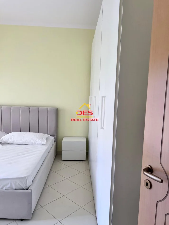 Shqiperi, jepet me qera apartament 1+1+Ballkon Kati 4, 63 m² 350 € (Rruga Murat Tërbaçi)