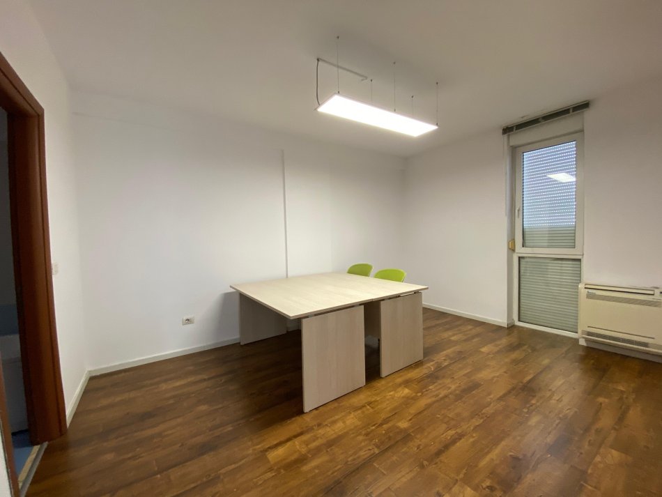 Tirane, jepet me qera zyre Kati 7, 125 m² 1.500 € (rruga e elbasanit)