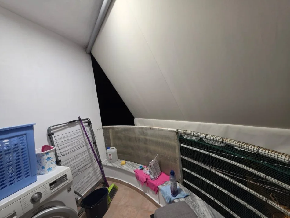 Tirane, jepet me qera apartament 2+1+Ballkon Kati 6, 93 m² 500 € 