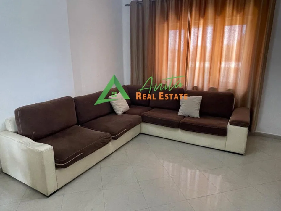 Tirane, jepet me qera apartament 2+1+Ballkon Kati 5, 92 m², 48 000 Leke, 21 Dhjetori