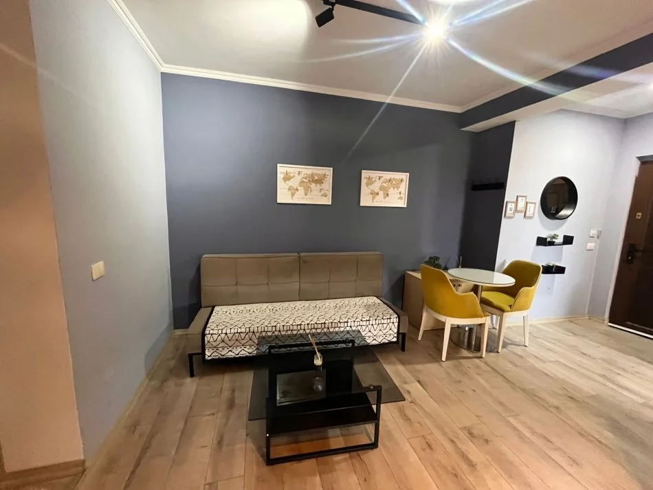 Tirane, jepet me qera apartament 2+1 Kati 3, 120 m² 550 € (Pizzeri Class Laprake)