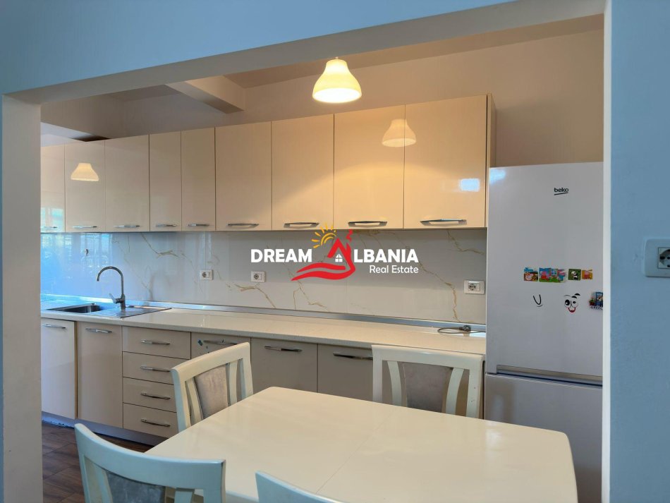 Tirane, shitet apartament 2+1 , 74 m² 120.000 € 