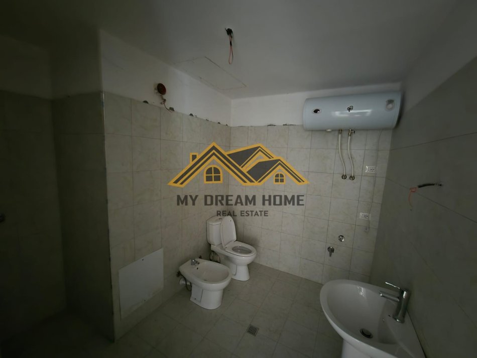 Durres, shitet apartament Kati 10, 95 m² 230.000 € (Vollga)