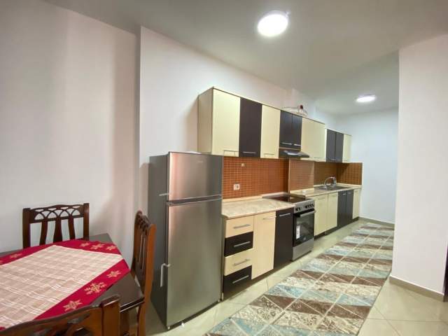 Tirane, jepet me qera apartament 2+1+A+BLK Kati 4, 110 m² 600 Euro (Don bosko)