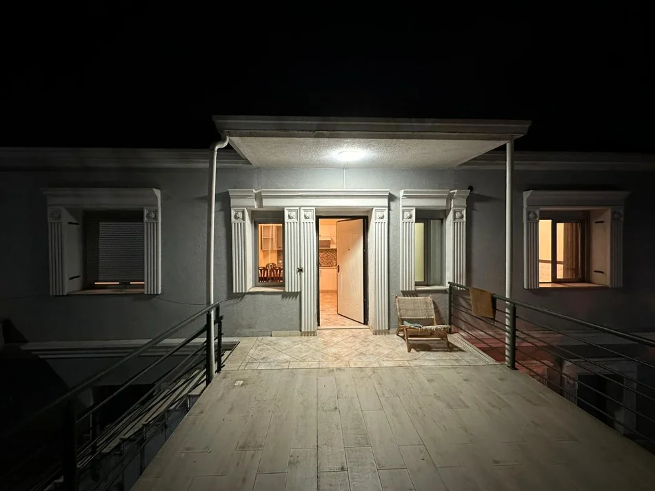 Tirane, shitet Vile , 153 m² 500.000 € (Prane Selvise, Rruga Tafaj)