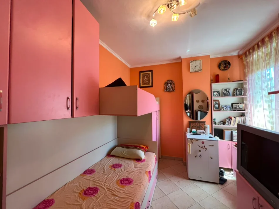 Tirane, shitet apartament 2+1 Kati 4, 61 m² 100.000 € 