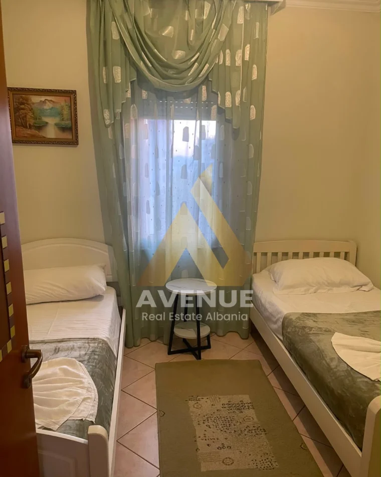 Tirane, jepet me qera apartament 2+1+Ballkon Kati 7, 96 m² 750 € (Bulevardi Zogu 1)