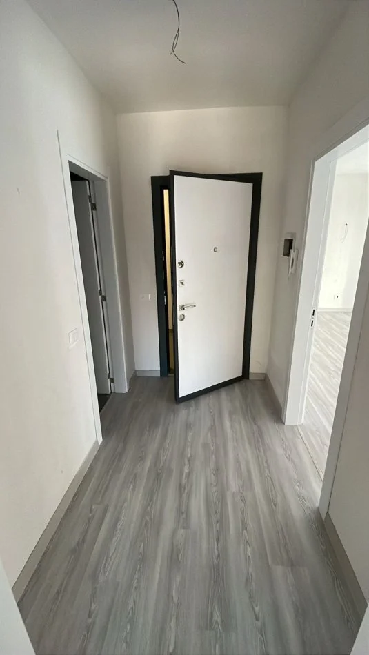 Tirane, shitet apartament 1+1 Kati 4, 87 m² 149.000 € (Filip Jano)