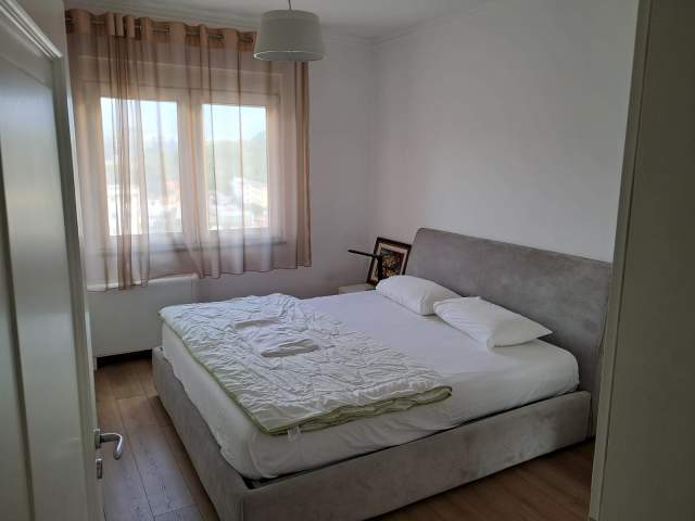 Tirane, jepet me qera apartament 2+1+A+BLK Kati 8, 100 m² 800 Euro (sami frasheri)