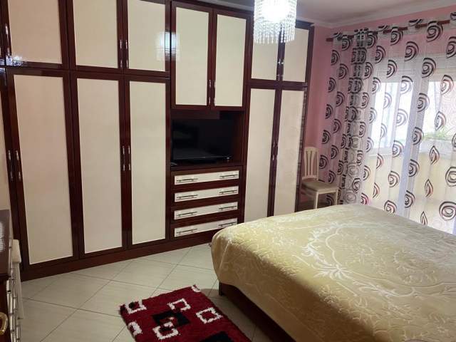 Tirane, shitet apartament 4+1+A+BLK Kati 3, 171 m² 290.000 Euro (Avni Rustemi)
