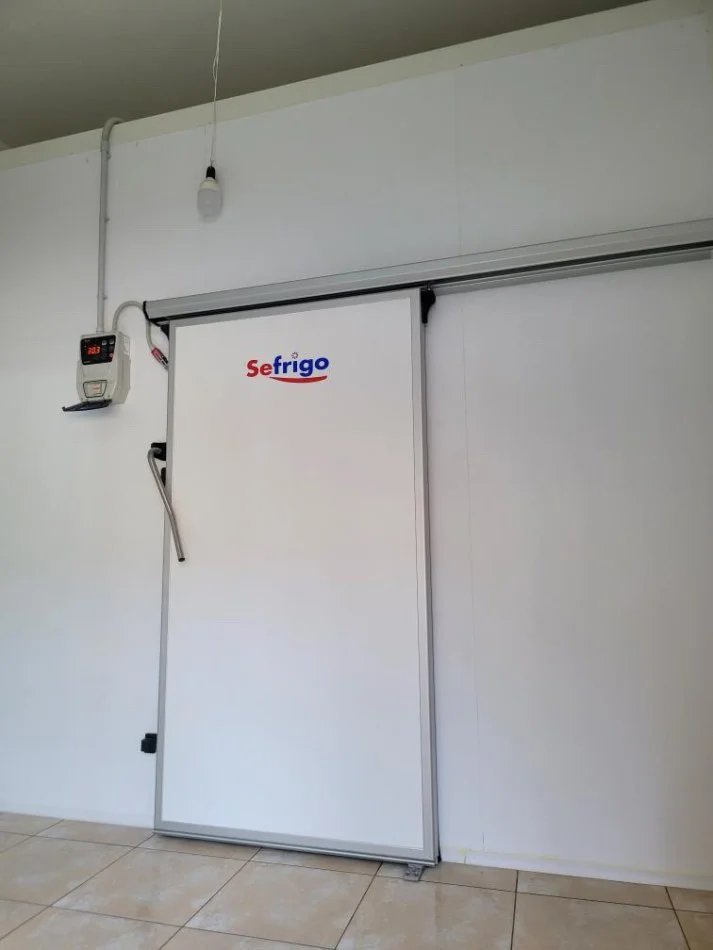 Tirane, jepet me qera apartament 1+1 Kati 1, 70 m² 500 € (Tregu Elektrik)