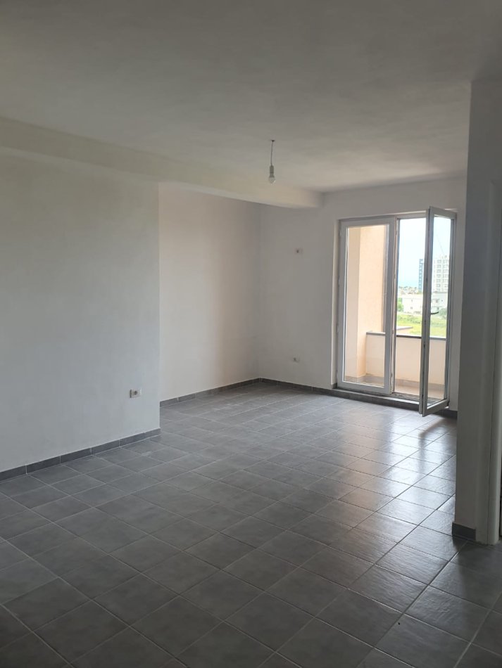 Durres, shitet apartament 1+1+Ballkon Kati 4, 51 m² 61.200 € (Qeret Durres)