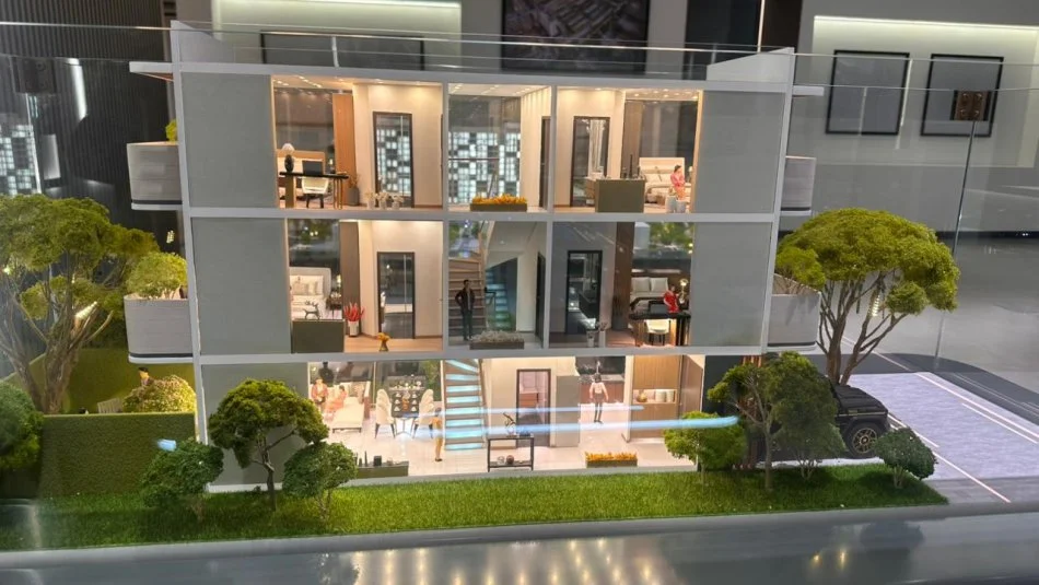 Tirane, shitet Vile 5+1+Aneks+Ballkon Kati 3, 230 m² 375.000 € (rruga gjiri i lalezit)