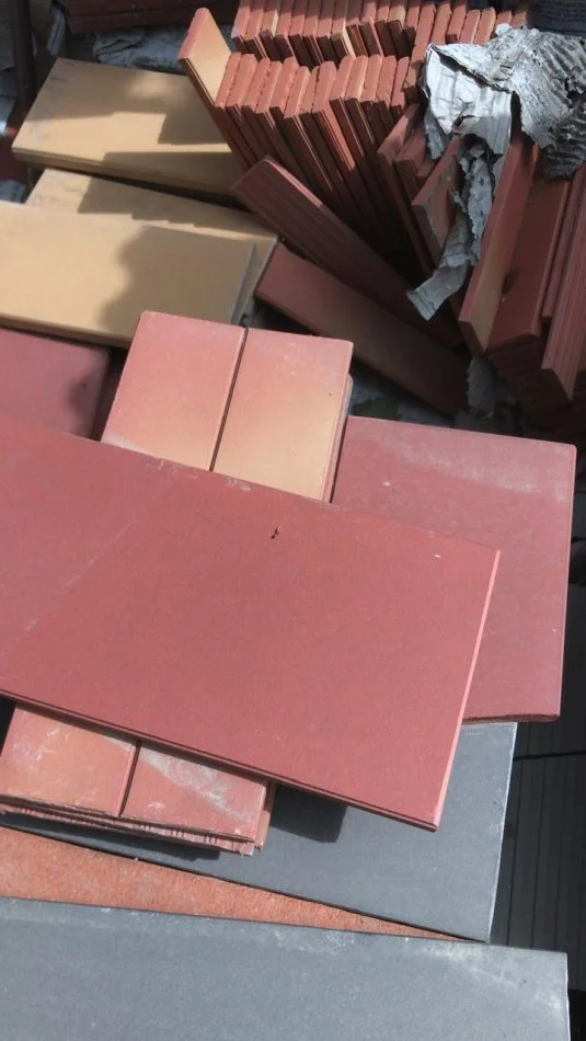 Tirane, Tulla shamat, Tulla xhami, pllaka balte 10 €