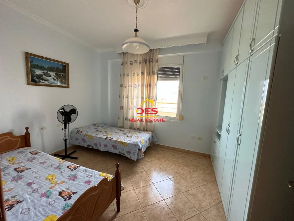 Vlore, shitet apartament 2+1+Ballkon Kati 2, 102 m² 320.000 € (Rruga Murat Tërbaçi)