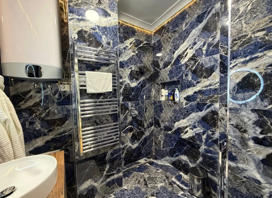 shitet apartament , 125 m² 410.000 € (Rruga e Bogdaneve)