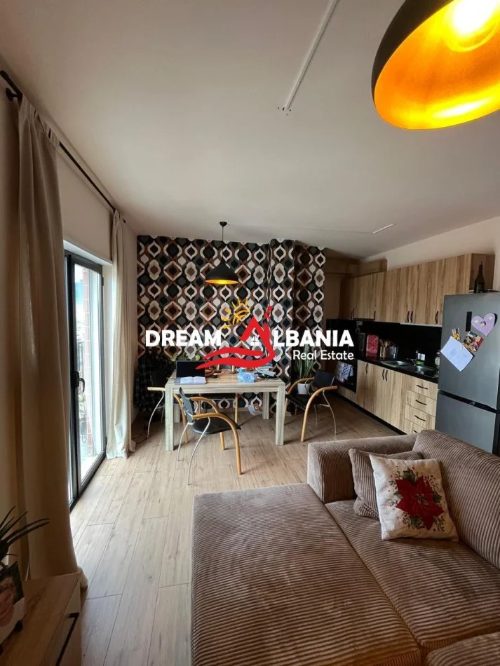 Tirane, shitet apartament 2+1 , 91 m² 216.000 € (rr Dibres)