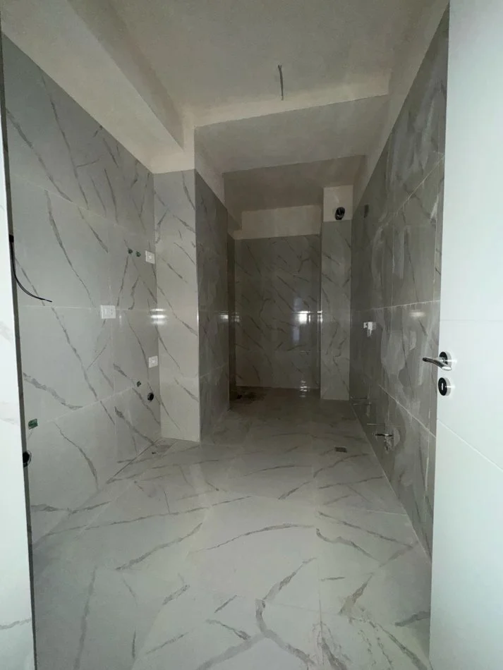 Tirane, shitet apartament 3+1+Ballkon Kati 2, 180 m² 207.800 € (Urban Gate)