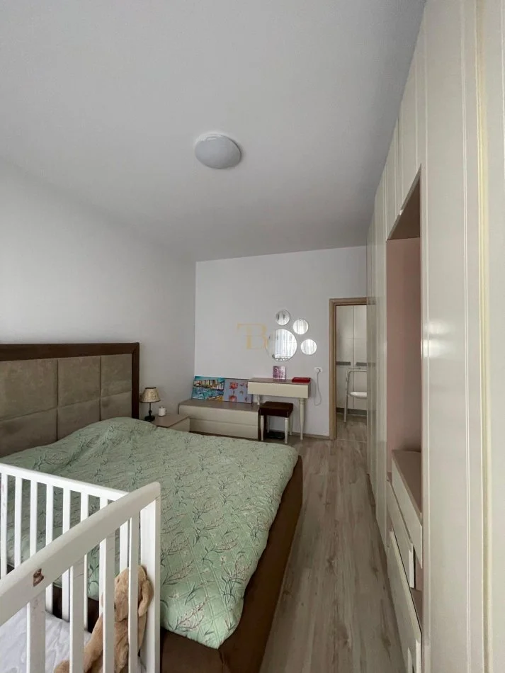 Tirane, jepet me qera apartament 1+1+Ballkon Kati 3, 70 m² 600 € (Kopshti Zoologjik)