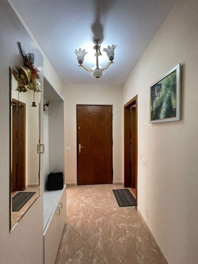 Tirane, jepet me qera apartament 1+1 Kati 2, 70 m² 350 Euro