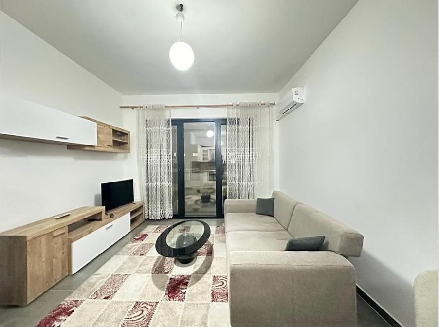Tirane, jepet me qera apartament 1+1 Kati 7, 76 m² 600 € (Rr e Kavajes)