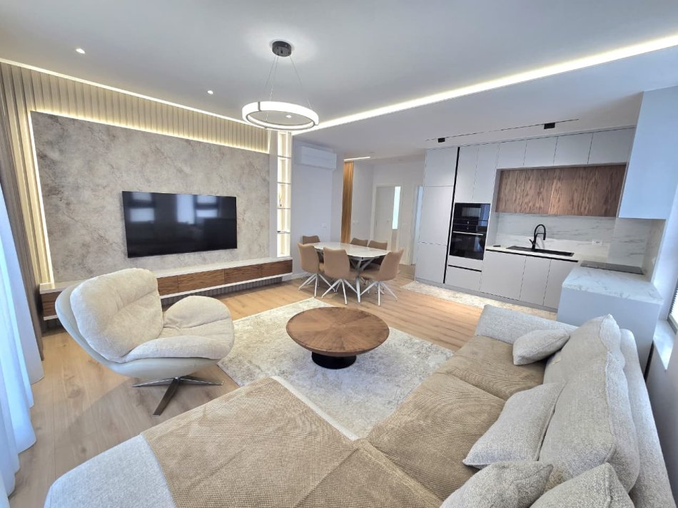 Tirane, jepet me qera apartament 2+1+Ballkon Kati 3, 100 m² 1.000 € (Rruga Jordan Misja)