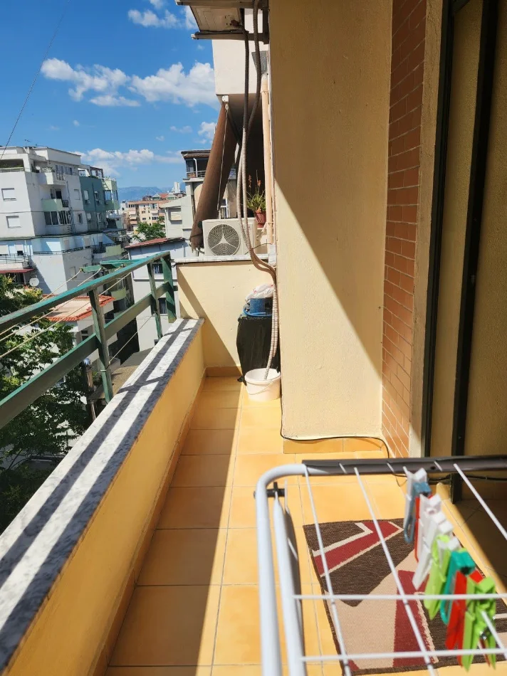 Tirane, jepet me qera apartament 1+1 Kati 4, 61 m² 45.000 € 