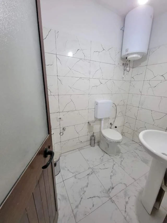 Tirane, shitet apartament 2+1+BLK Kati 2, 133 m² 84.000 Euro (Fresku)