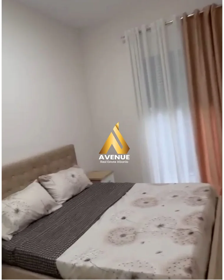Tirane, jepet me qera apartament 1+1+Ballkon Kati 5, 65 m² 500 € (Rruga Sokrat Miho)