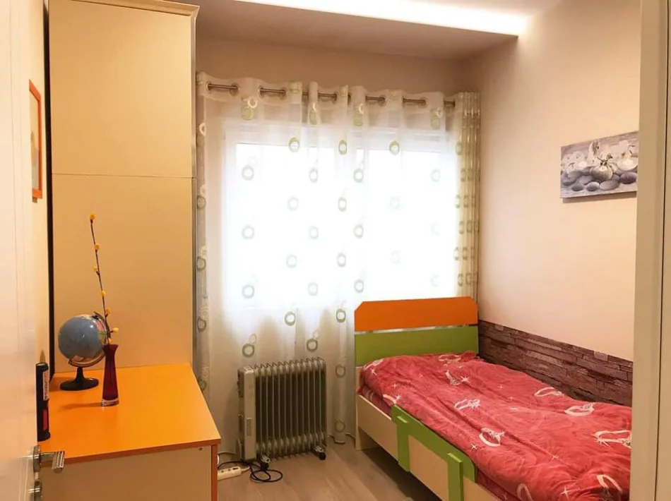Tirane, jepet me qera apartament 2+1 Kati 3, 130 m² 800 € (Kodra e Diellit)