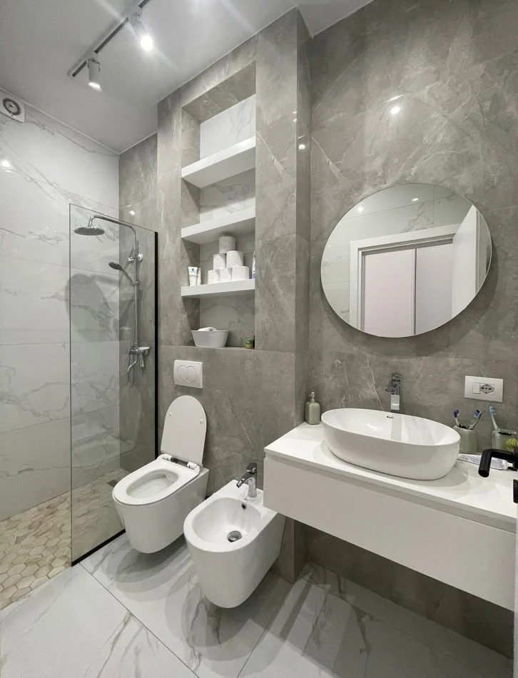 Tirane, jepet me qera apartament 1+1 Kati 3, 70 m² 900 € (Rruga e Kosovareve)