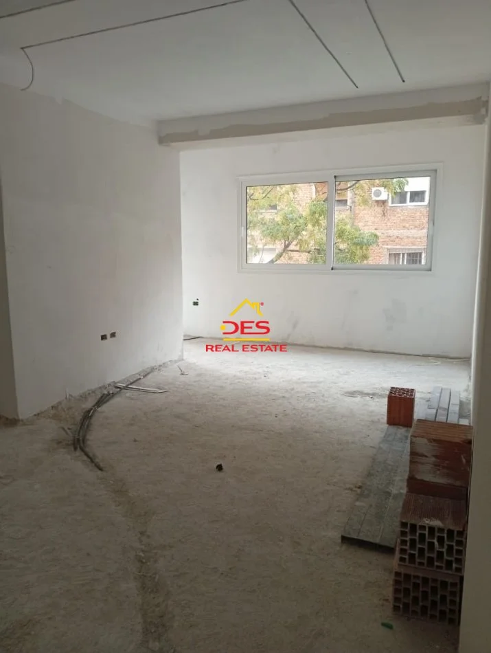 Vlore, shitet apartament 2+1+Ballkon Kati 2, 98 m² (Rruga Fiqirete Musta)