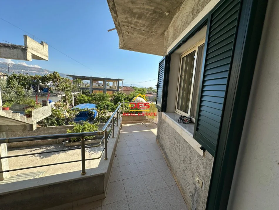 Vlore, jepet me qera shtepi 1+1+Ballkon Kati 2, 70 m² 350 € (Rruga Dervish Hekali)