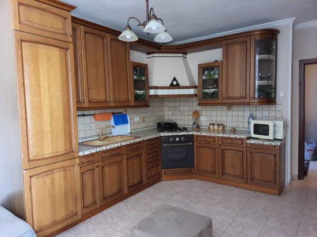 Tirane, jepet me qera apartament 2+1+BLK Kati 6, 97 m² 480 Euro (Bulevardi Zhan D'Ark)