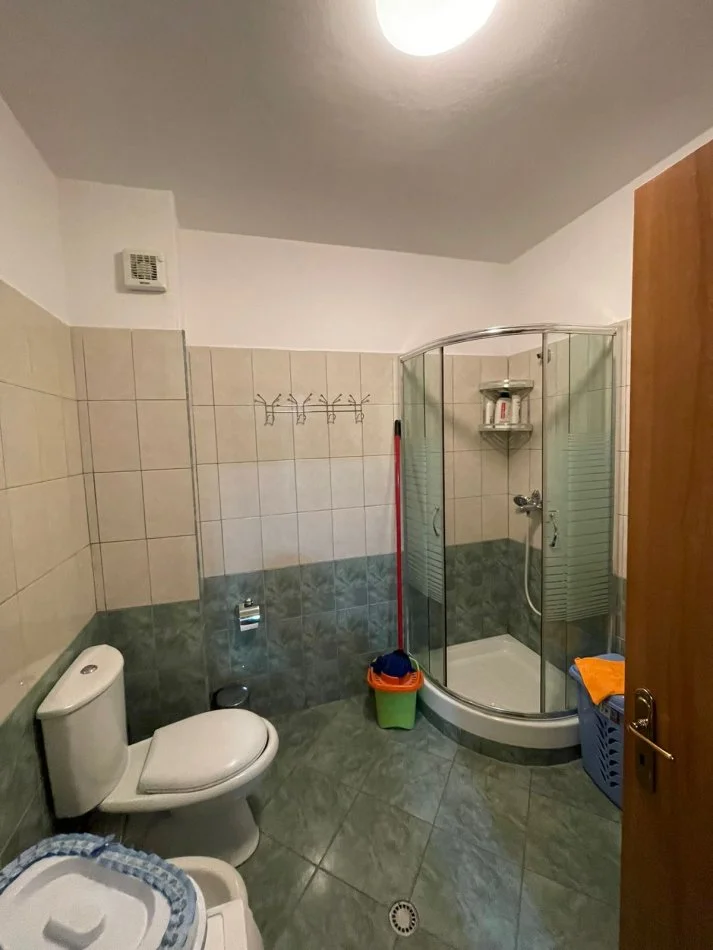 Tirane, shitet apartament 3+1 Kati 2, 90 m² 92.000 € (Alidemi)