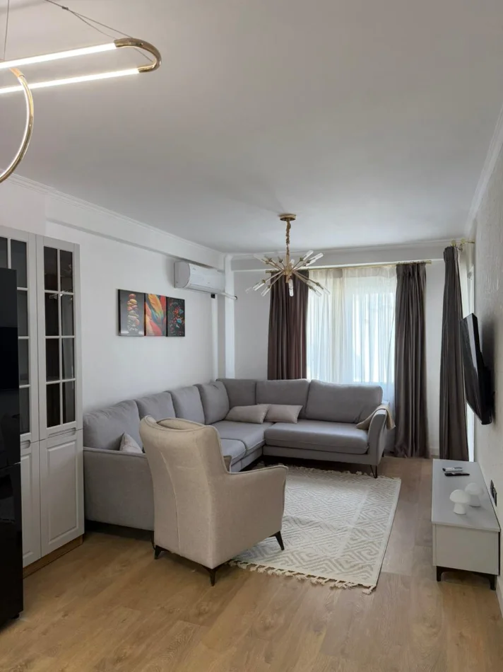 Tirane, shitet apartament 1+1 Kati 5, 60 m² 118.000 € (Astir)