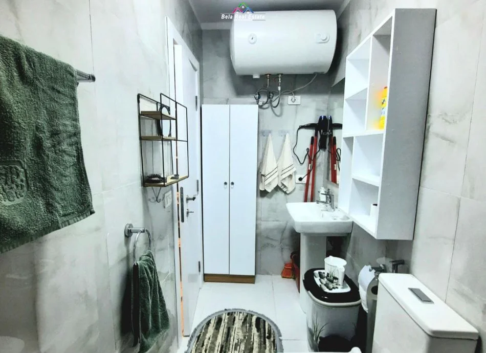 Tirane, shes garsonier Kati 1, 35 m² 84.000 € (ali demi)