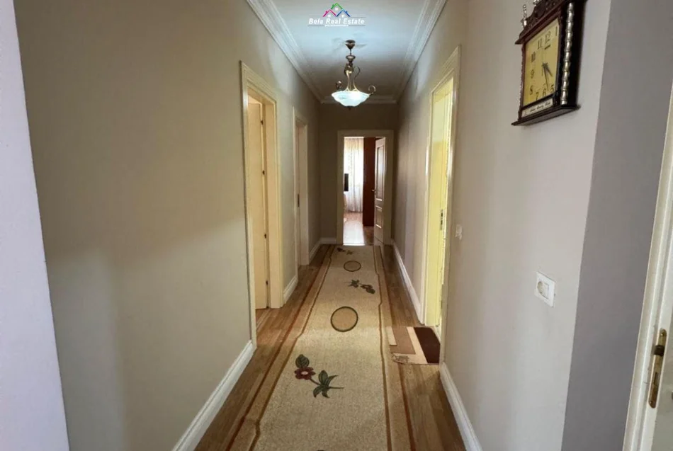 Tirane, shes apartament 3+1 Kati 6, 161 m² 222.000 € (mikel maruli)